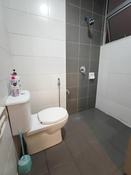 W39c Warmstay Atgoldenhill Nightmarket 2r Wifi Carpark Holiday home Brinchang